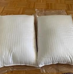 Kuyami Pillow, customer Amelia P.~ New York, USA